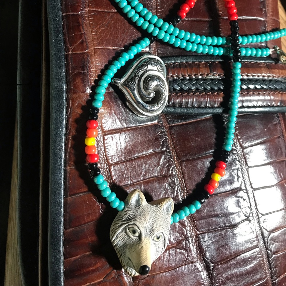 Native American Wolf Necklace. - image 1